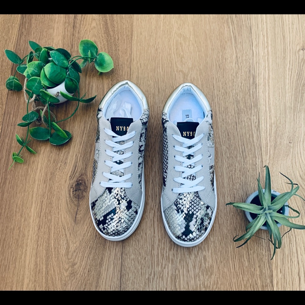 Steve Madden Starling Sneaker Gold Snake Size 8.5